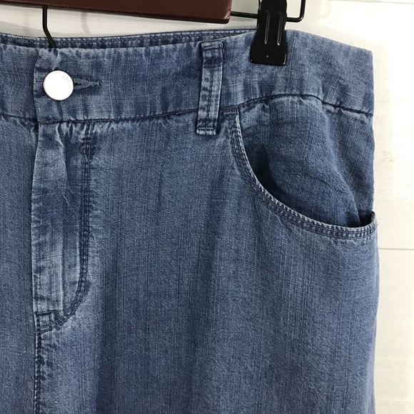 Chicos SZ 2 US 12 Platinum Chambray Trouser Pants - Picture 3 of 8